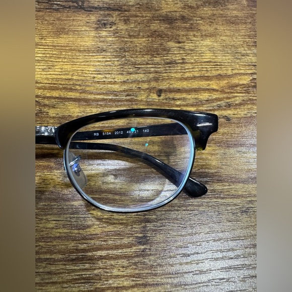 RAYBAN Stylish Black and Silver Glasses - Picture 2 of 4